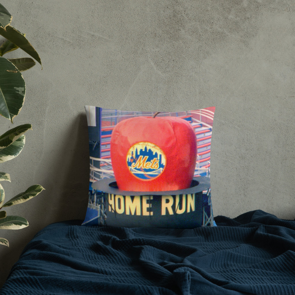 New York Mets Pillow - Stadium Vagabond