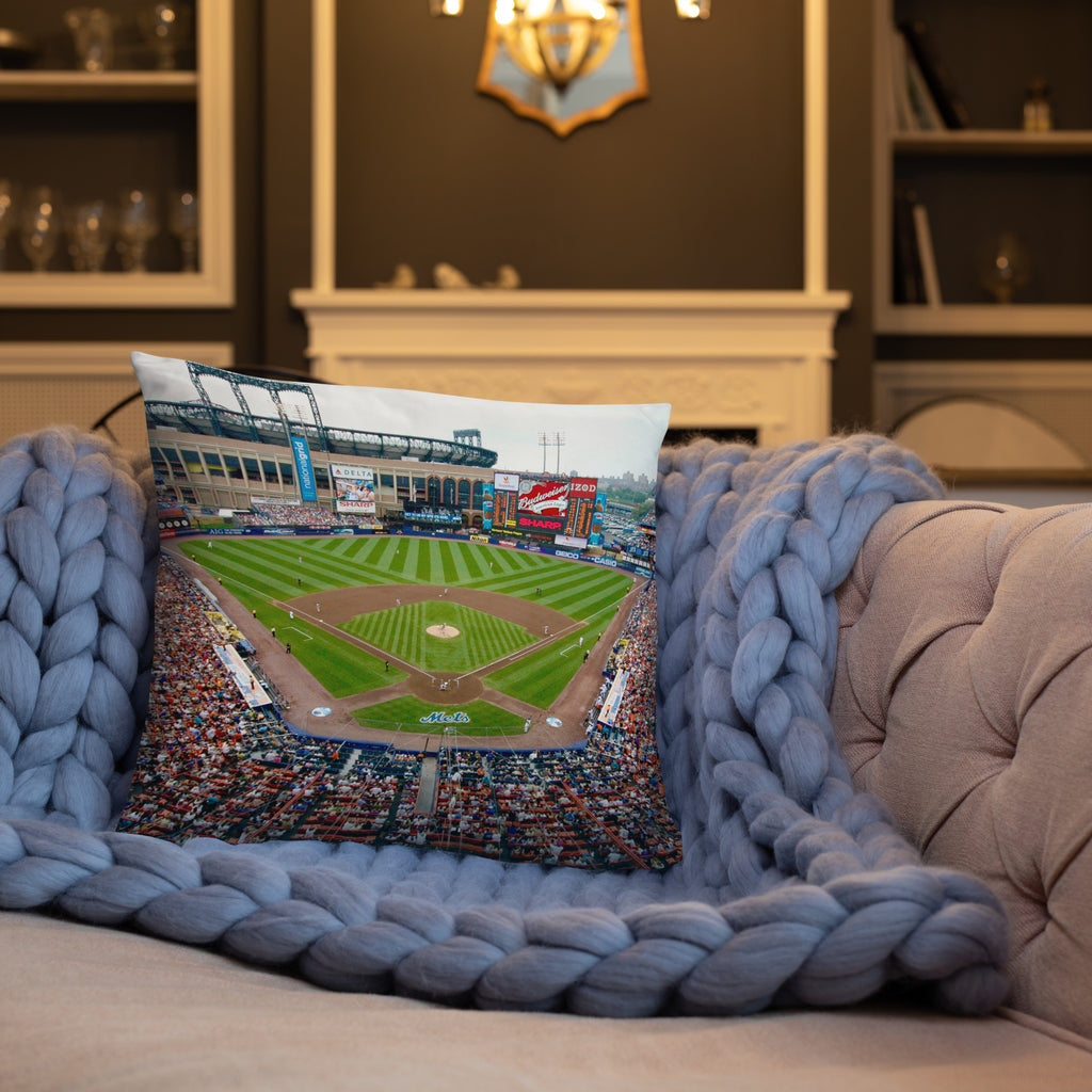 I ❤️ NY - Mets and Jets Pillow - Stadium Vagabond