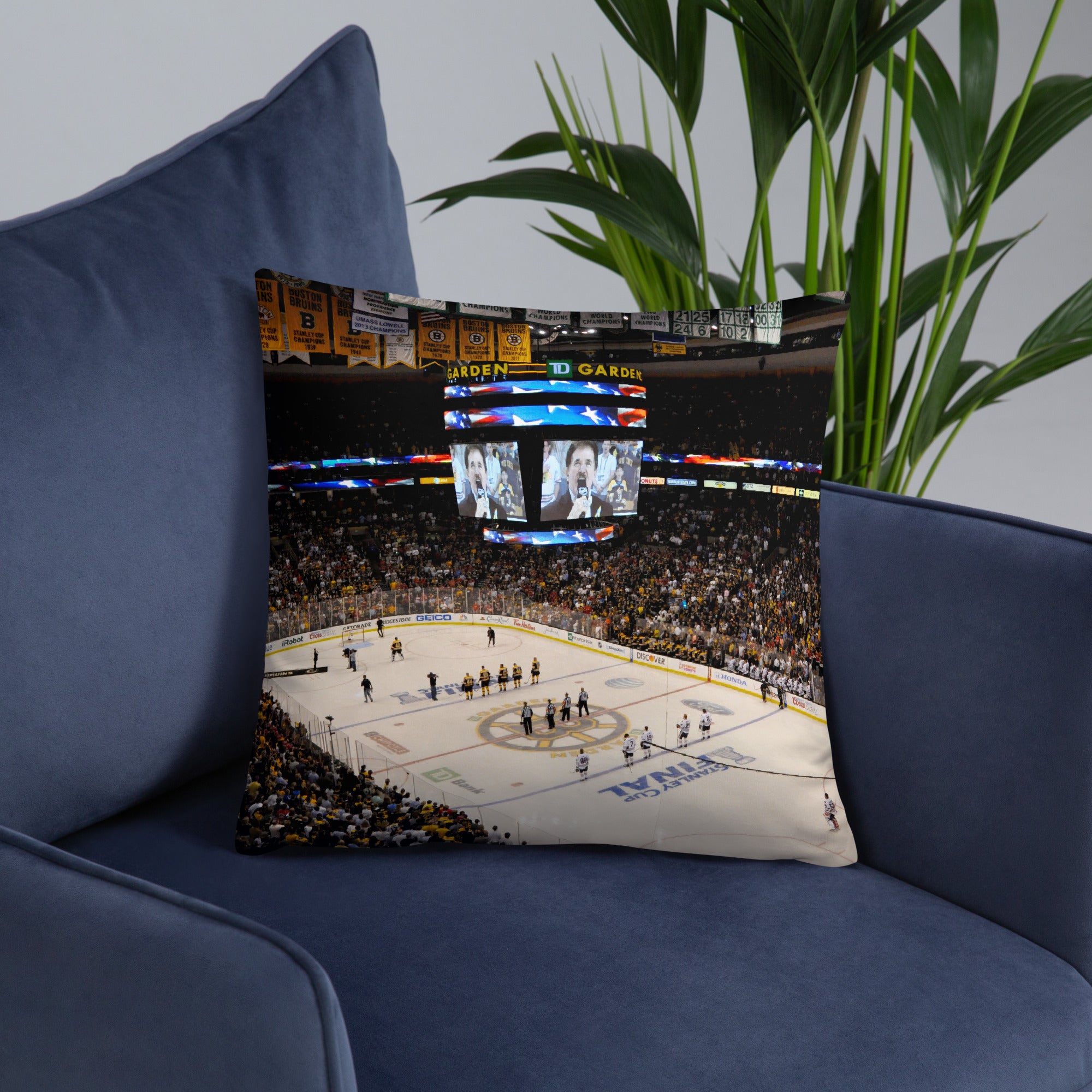 I ❤️ Boston - Bruins and Celtics Pillow - Stadium Vagabond